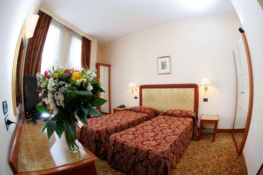 Hotel Colonna Brindisi Room photo